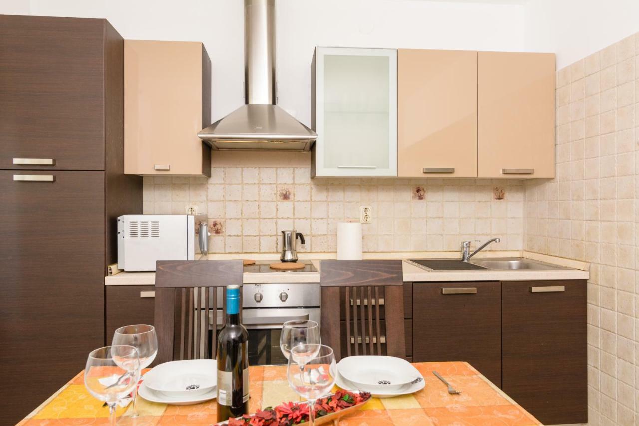 Apartman Fani Rijeka Bagian luar foto